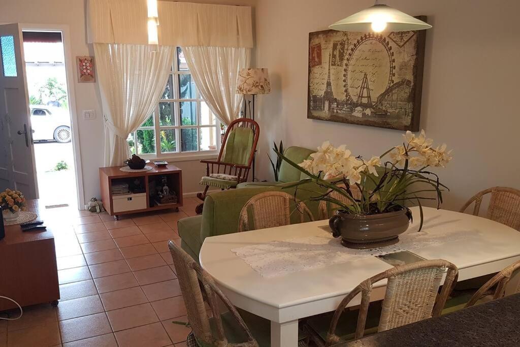 Acolhedora Casa De Praia Em Condominio Fechado A Beira Mar Xangri-la Εξωτερικό φωτογραφία